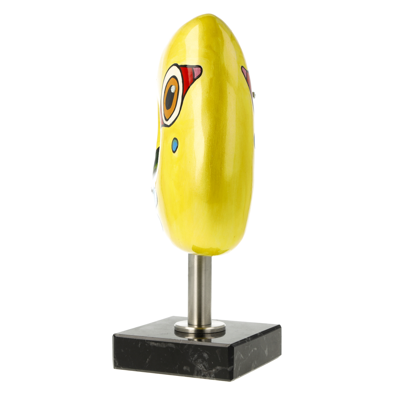 Gelbe Masken-Skulptur auf Metallstab mit Marmorsockel