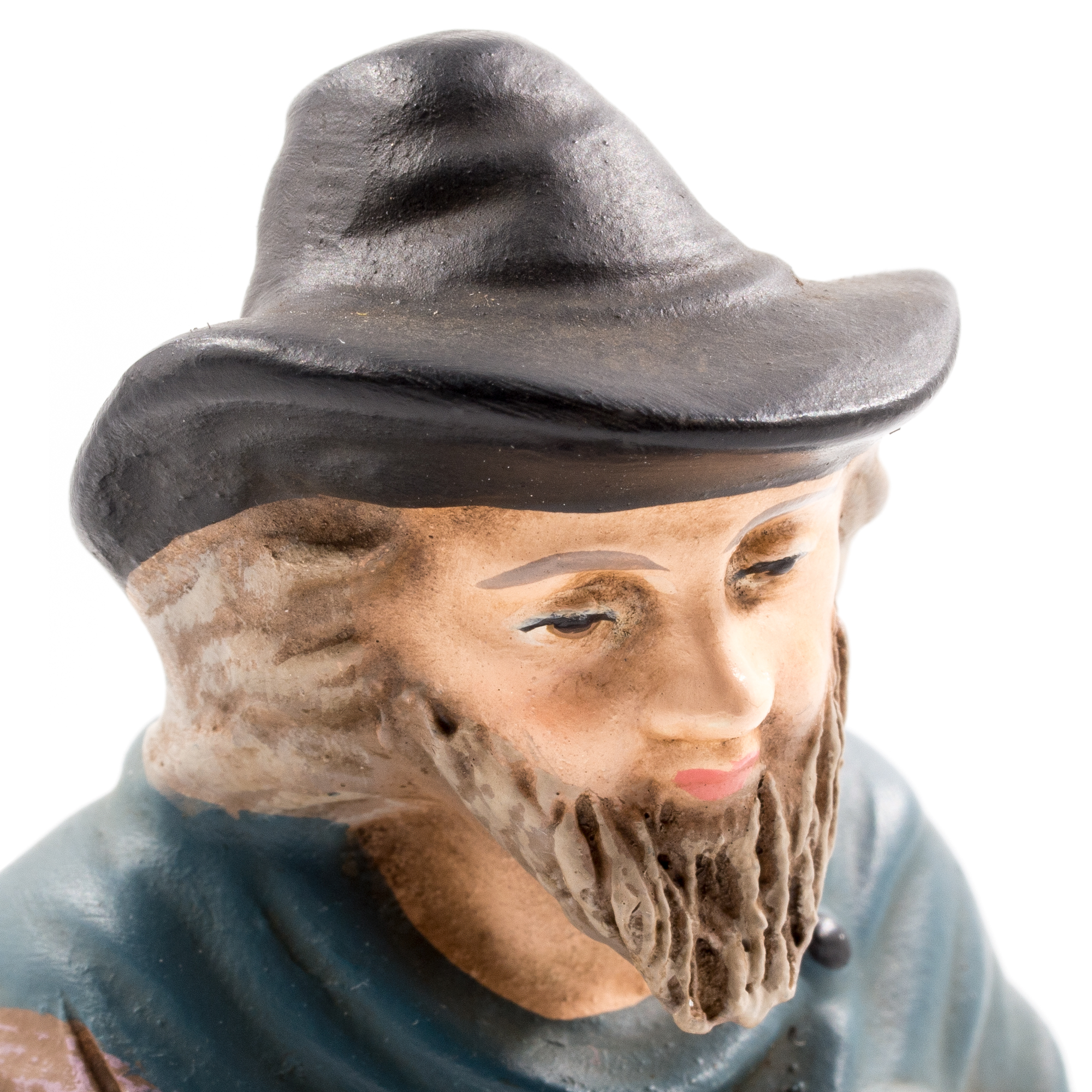 Detailfoto einer bärtigen Keramikfigur mit schwarzem Hut