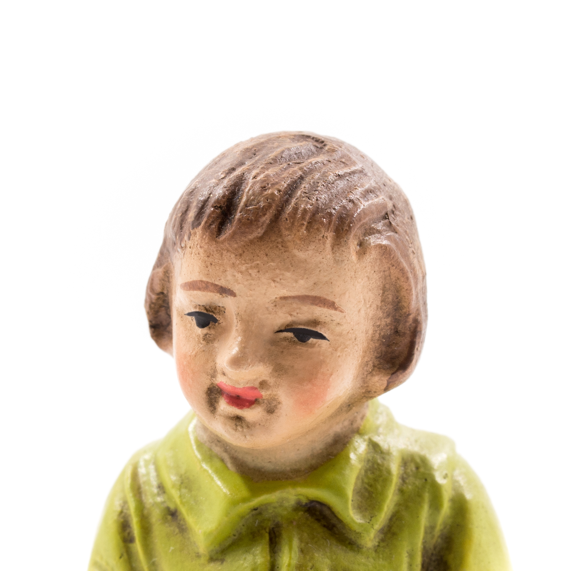 Vintage Keramikfigur Kind, grüne Kleidung, handbemalt