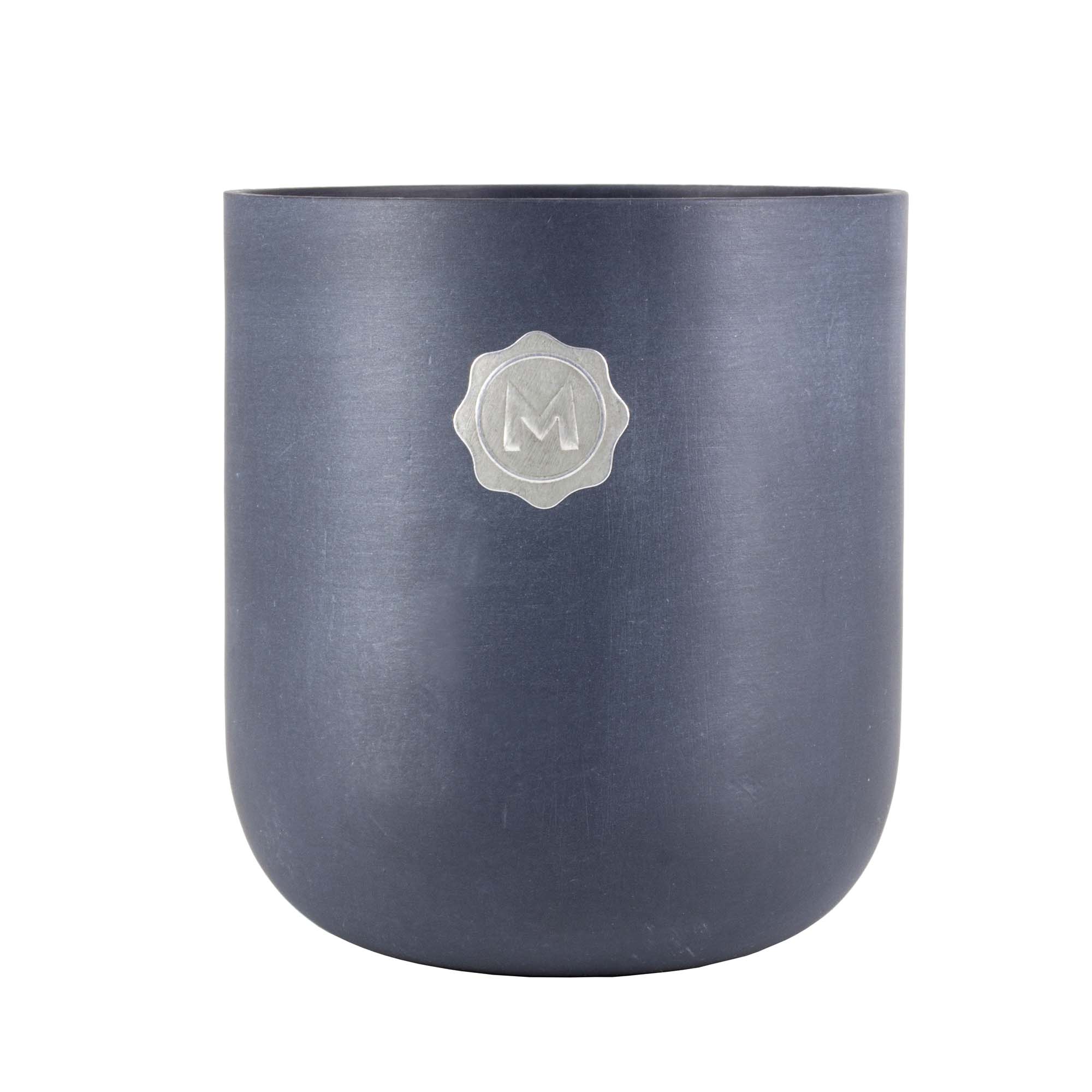 Runder dunkelblauer Utensilienhalter mit Emblem