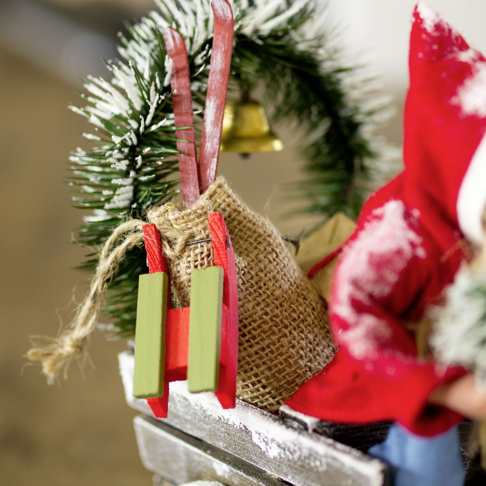 Weihnachtsgespann mit Glücksschwein
