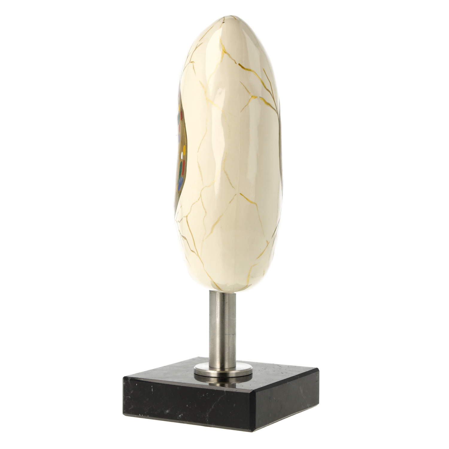 Keramik-Skulptur creme mit goldenen Adern, Marmorsockel